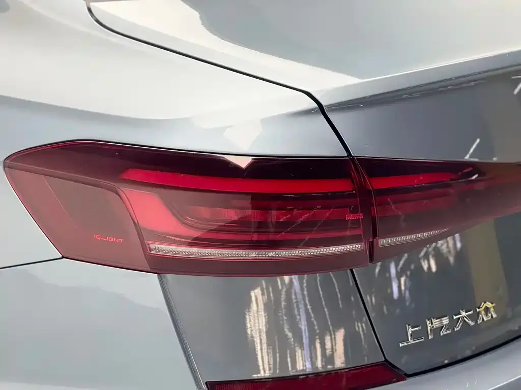 Volkswagen Passat — фото 9