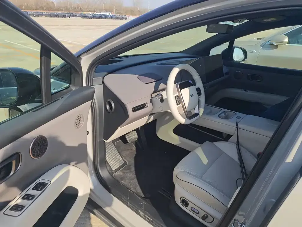 Li Auto i6 2025 из CN, фото 8