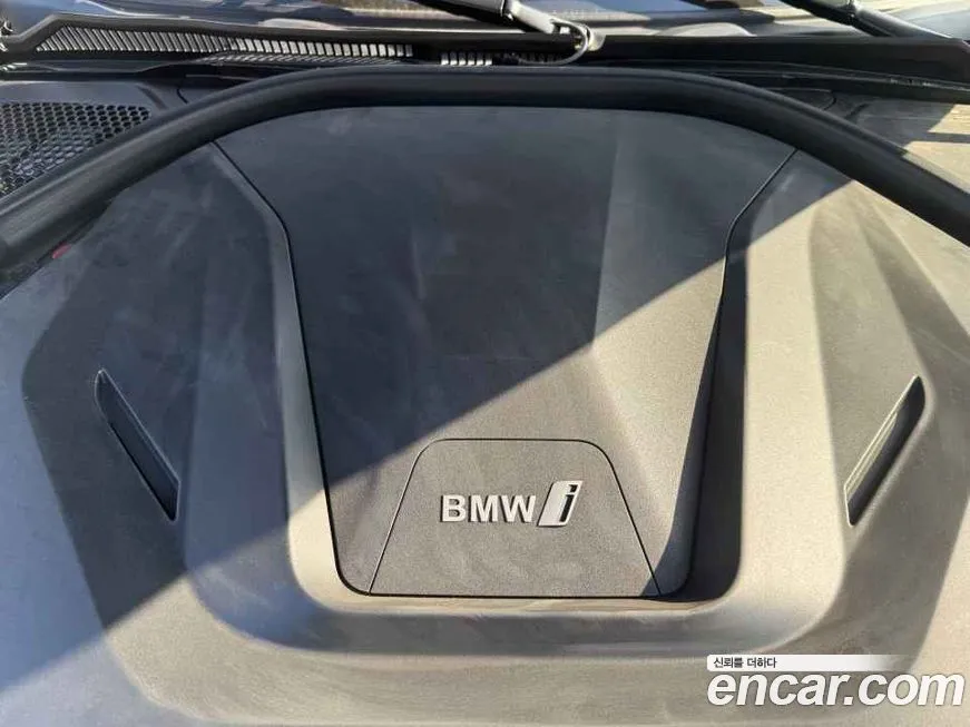 BMW i4 — фото 3