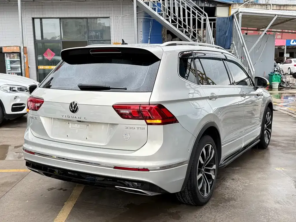 Volkswagen Tiguan L 2021 из CN, фото 3