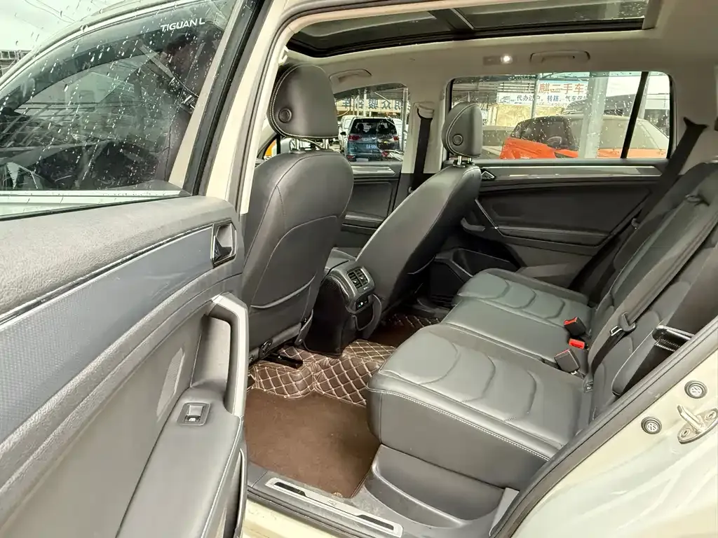 Volkswagen Tiguan L 2021 из CN, фото 4