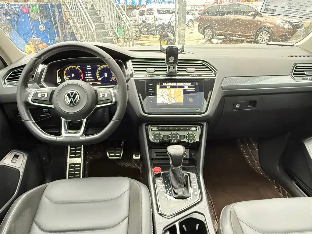 Volkswagen Tiguan L 2021 из CN, фото 8