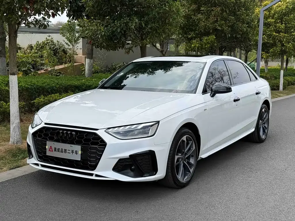 Audi A4L 2024 из CN, фото 1