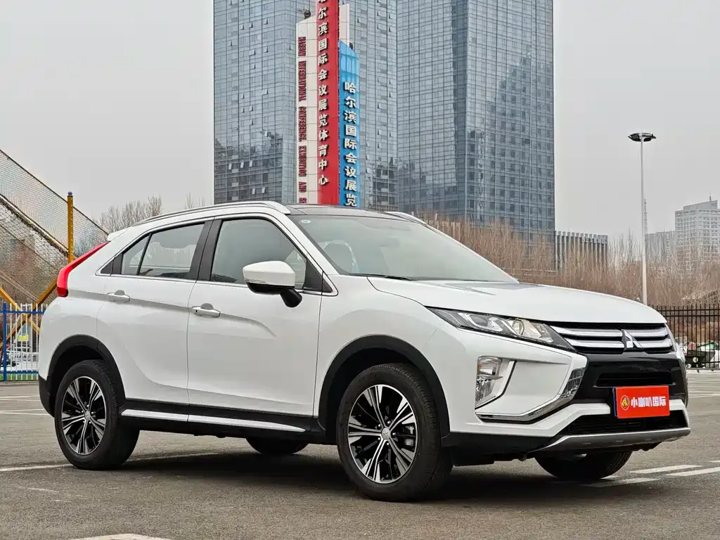 Mitsubishi Eclipse Cross — фото 3