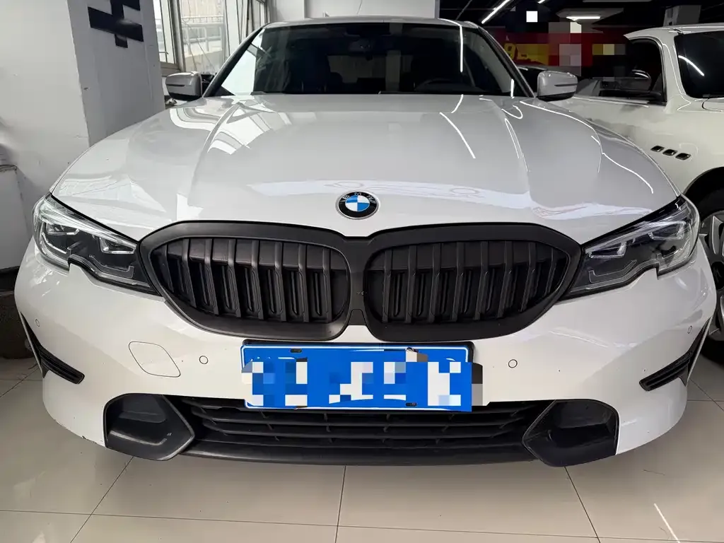 BMW 3 Series 2021 из CN, фото 4
