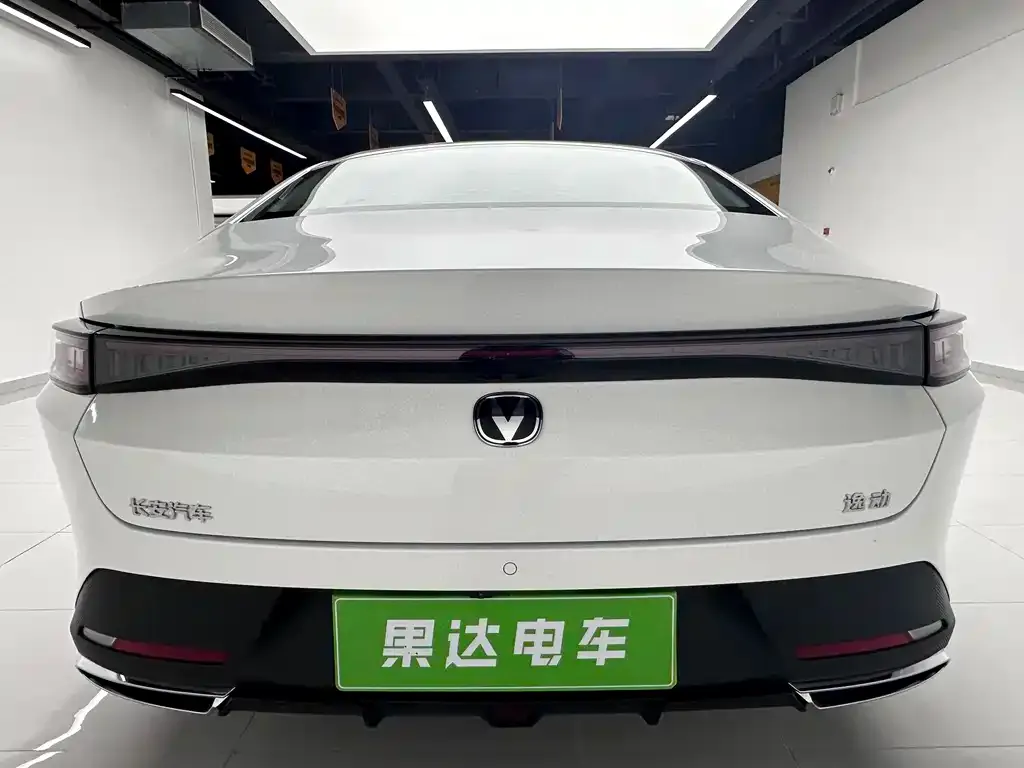 Changan Eado — фото 5