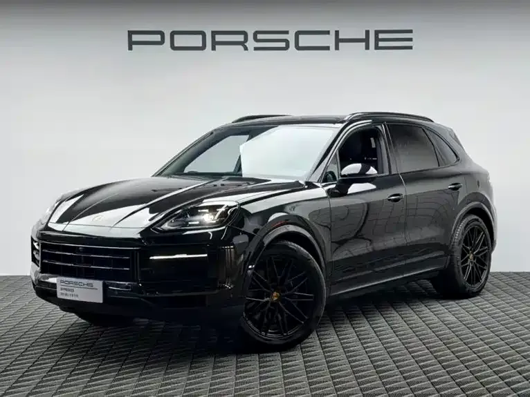 Porsche Cayenne — фото 1