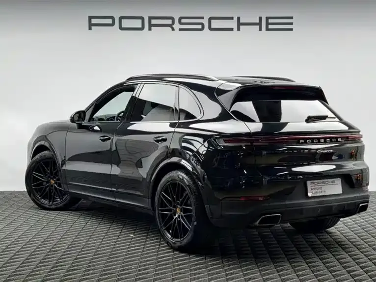 Porsche Cayenne — фото 4