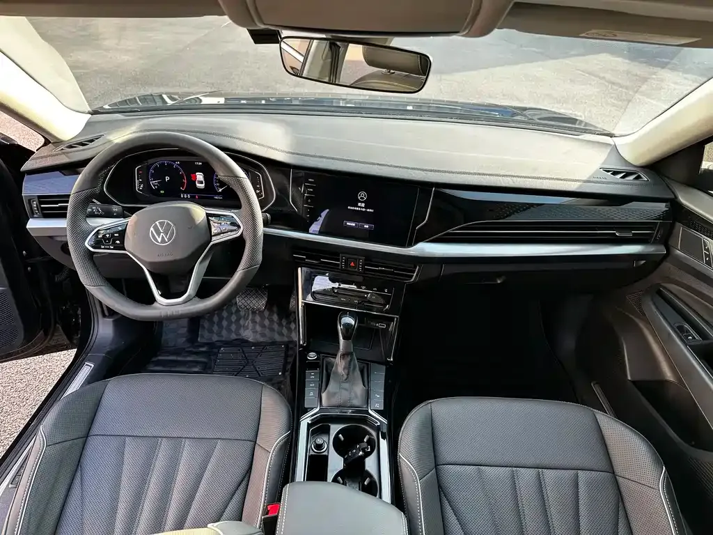 Volkswagen Passat — фото 6