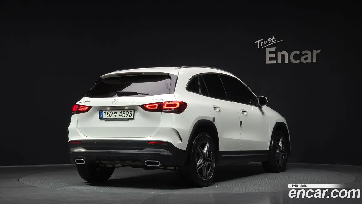 Mercedes-Benz GLA-Class — фото 2