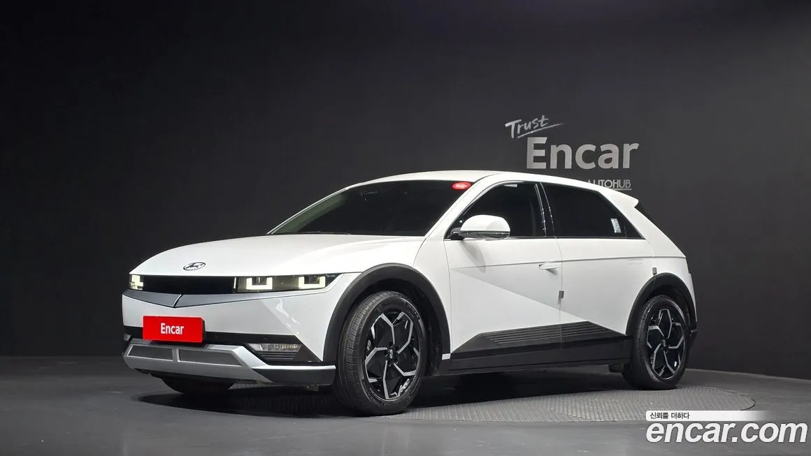 Hyundai Ioniq5 — фото 1