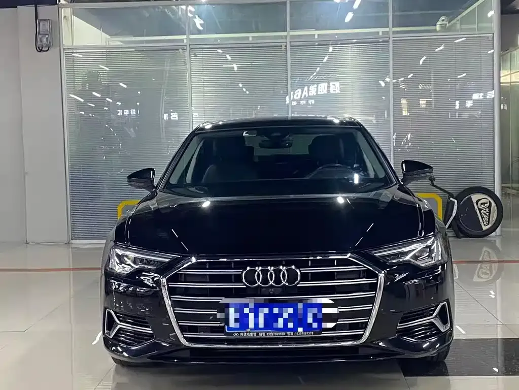 Audi A6L 2023 из CN, фото 6
