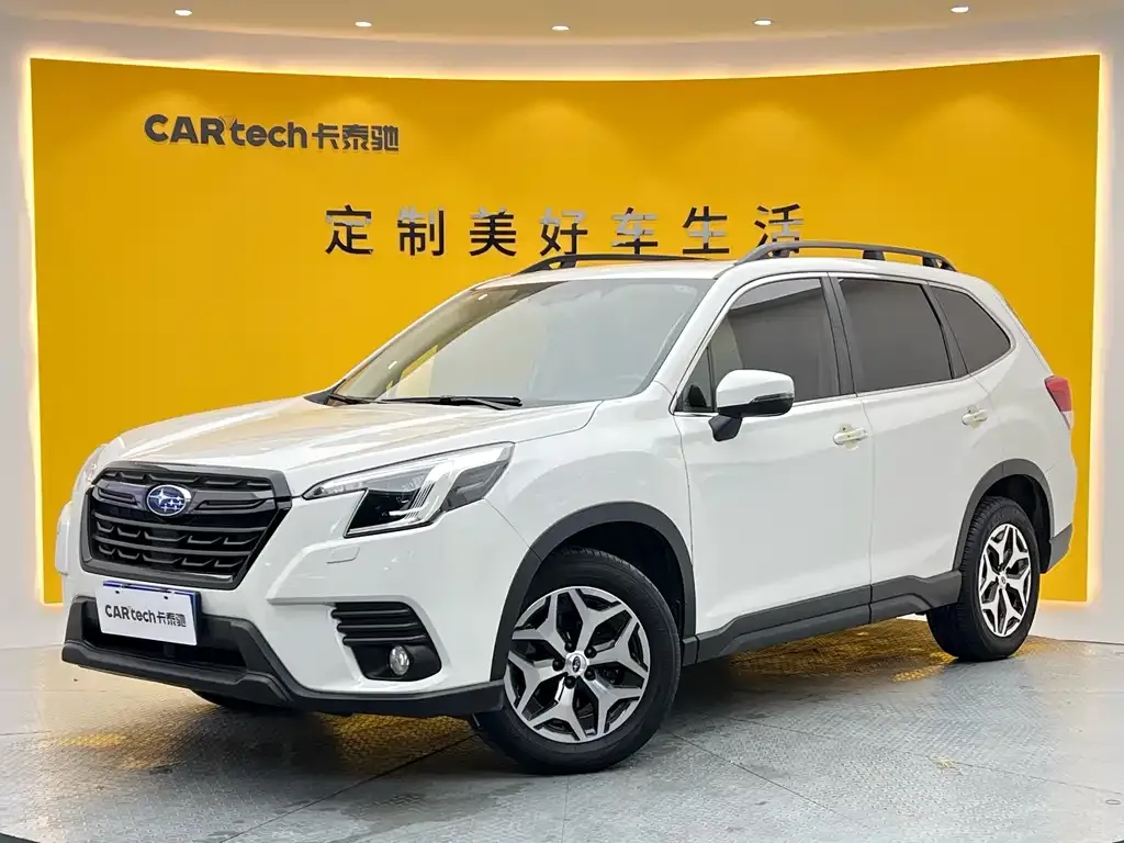 Subaru Forester 2022 из CN, фото 1
