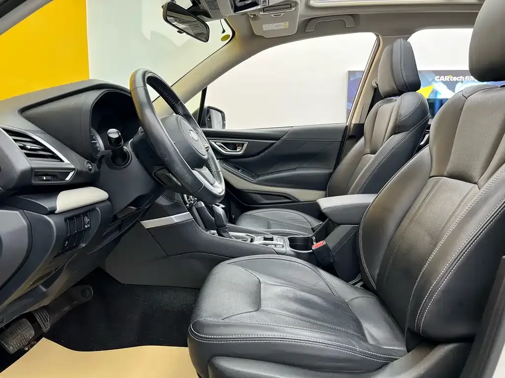 Subaru Forester 2022 из CN, фото 8