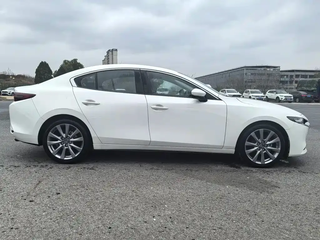 Mazda 3 Axela 2021 из CN, фото 6