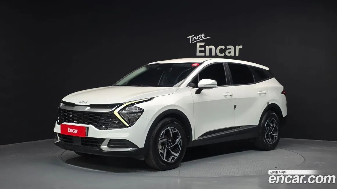 Kia Sportage — фото 1