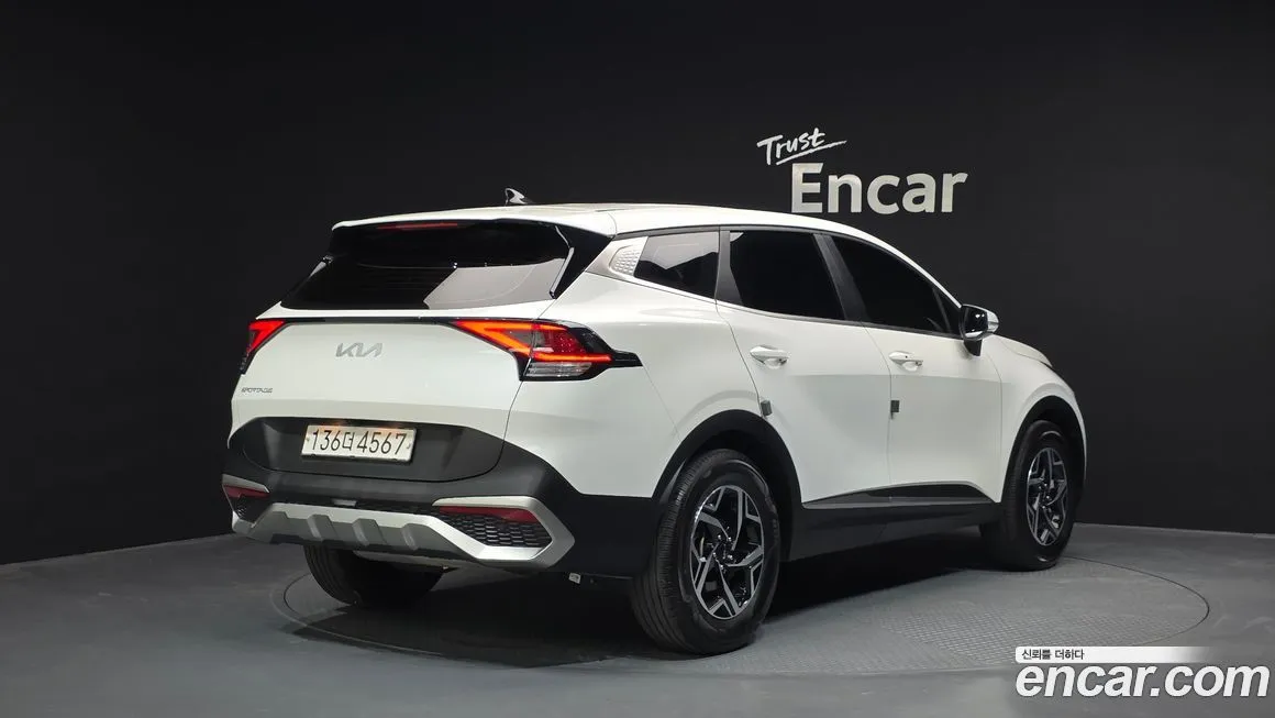 Kia Sportage — фото 7