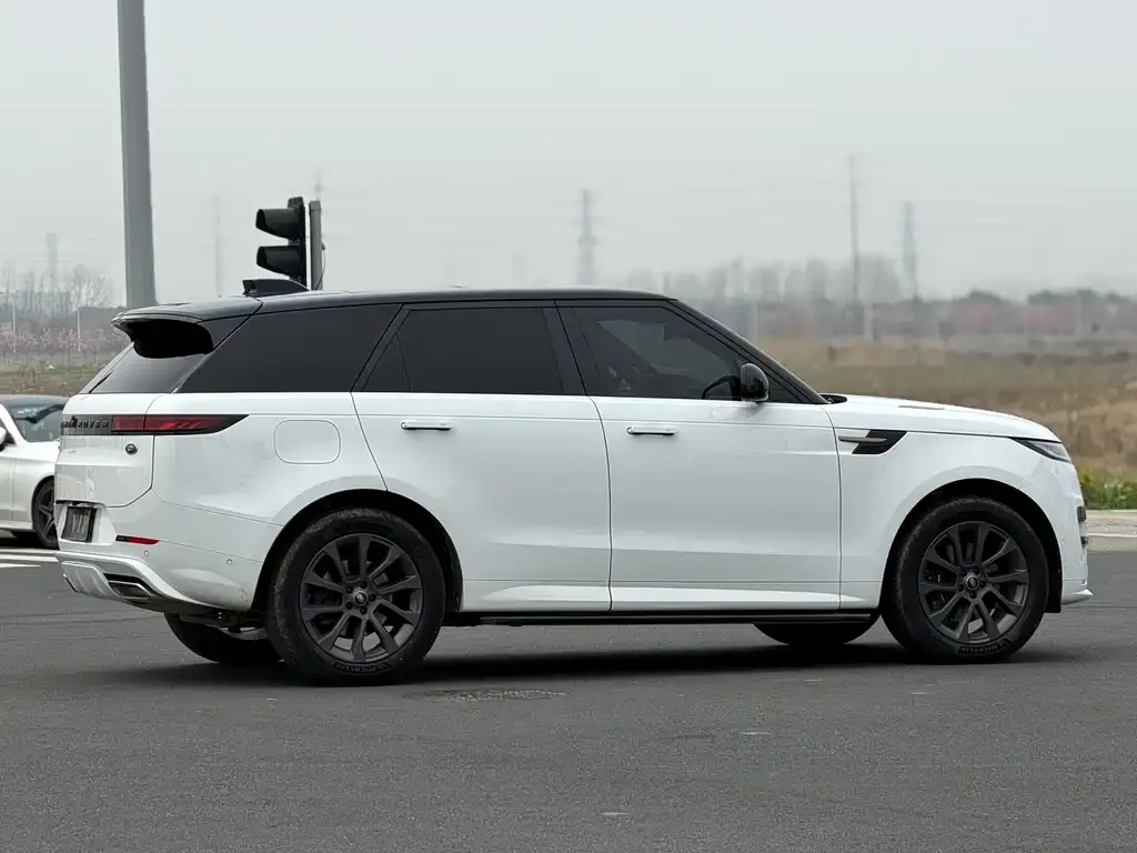 Land Rover Sport 2023 из CN, фото 2
