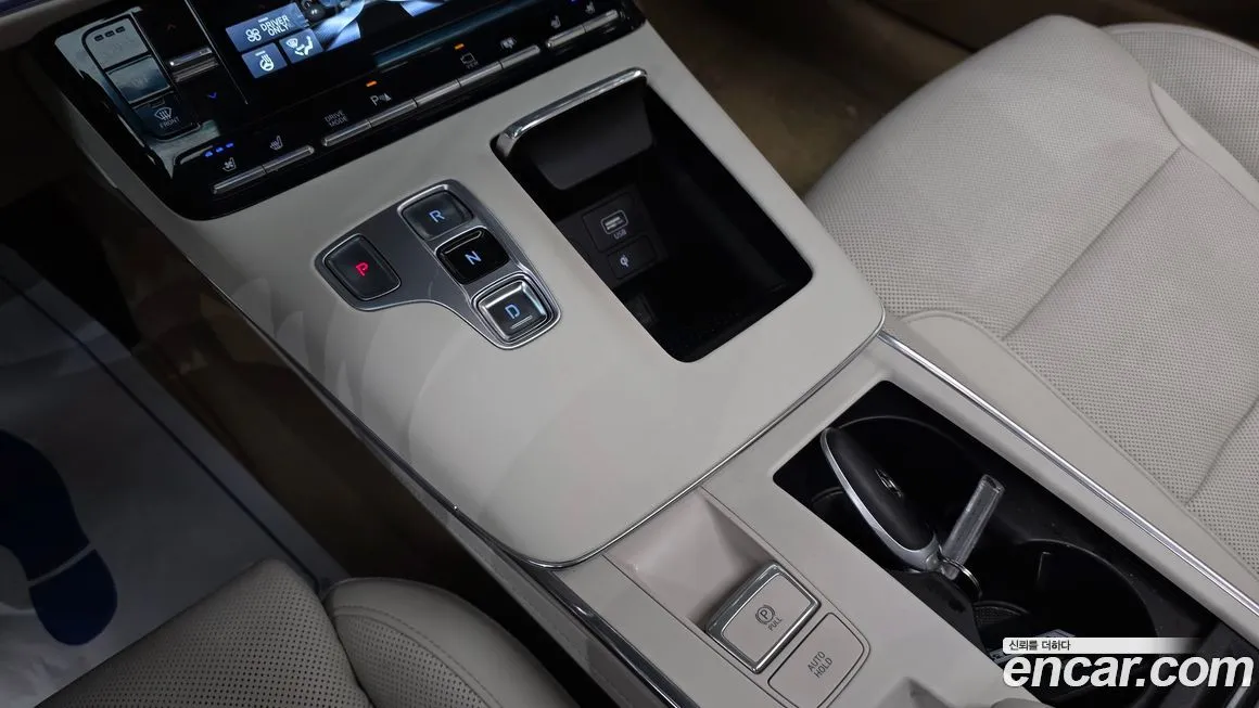 Hyundai Grandeur — фото 10