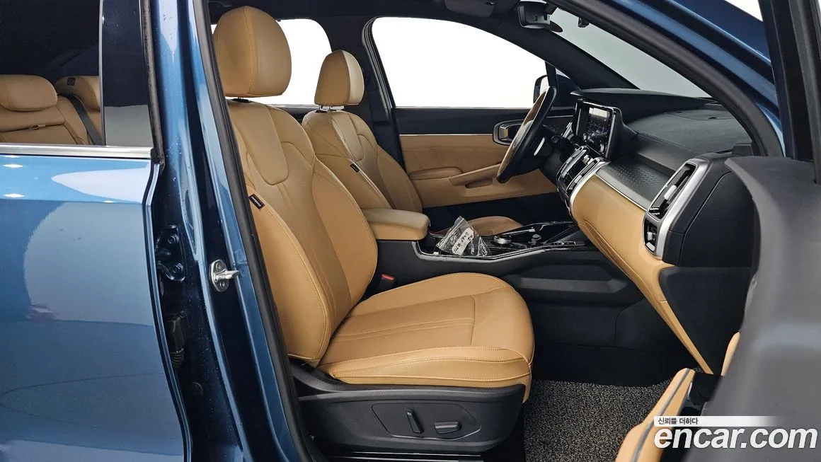 Kia Sorento — фото 4
