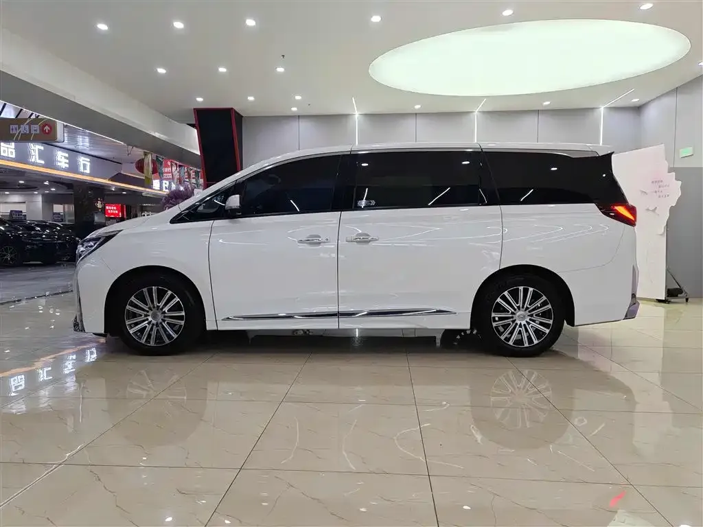 GAC Motor Trumpchi M8 — фото 6