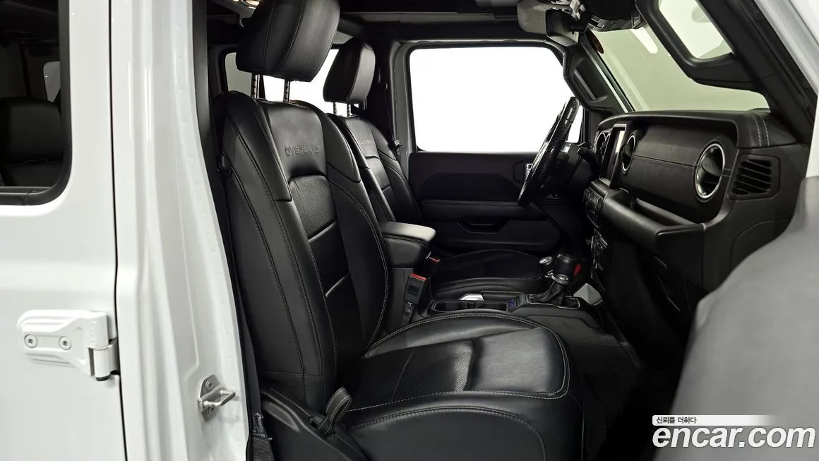 Jeep Wrangler 2021 из KR, фото 8