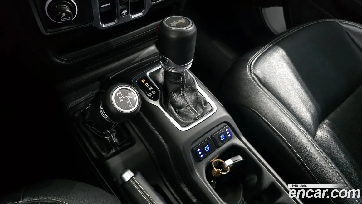 Jeep Wrangler 2021 из KR, фото 4