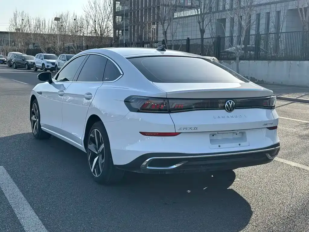 Volkswagen Lamando 2023 из CN, фото 7
