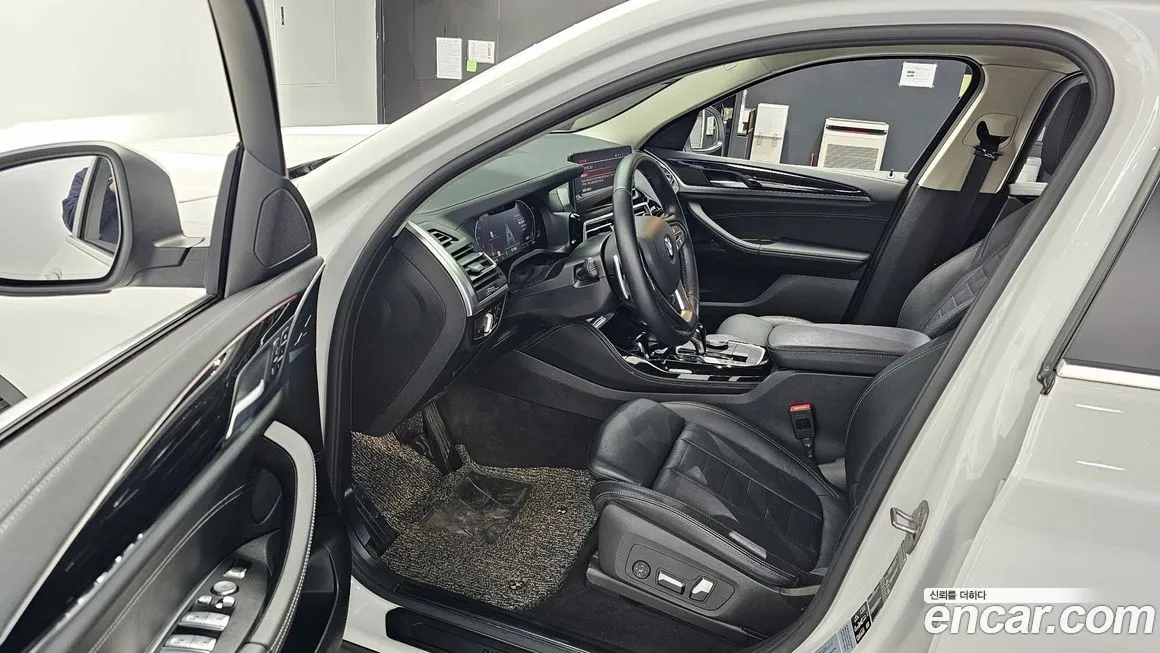 BMW X4 2022 из KR, фото 8