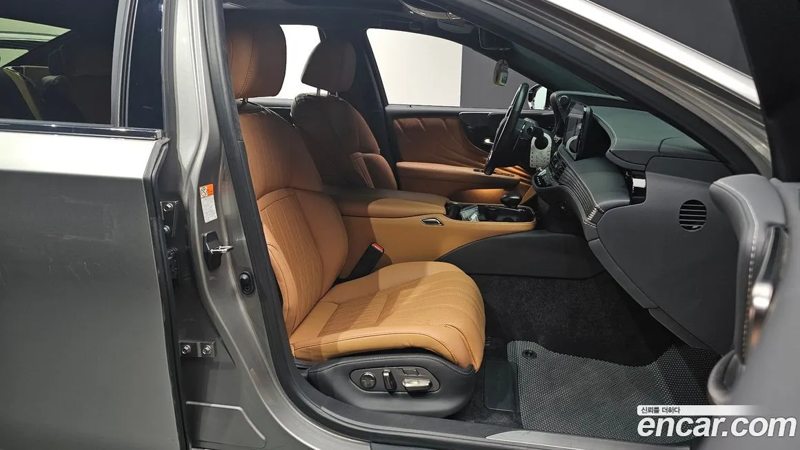 Lexus LS 2023 из KR, фото 9