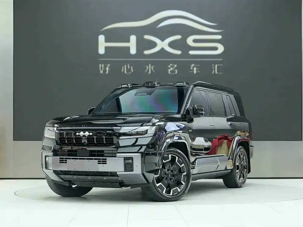 Fang Cheng Bao Leopard 8