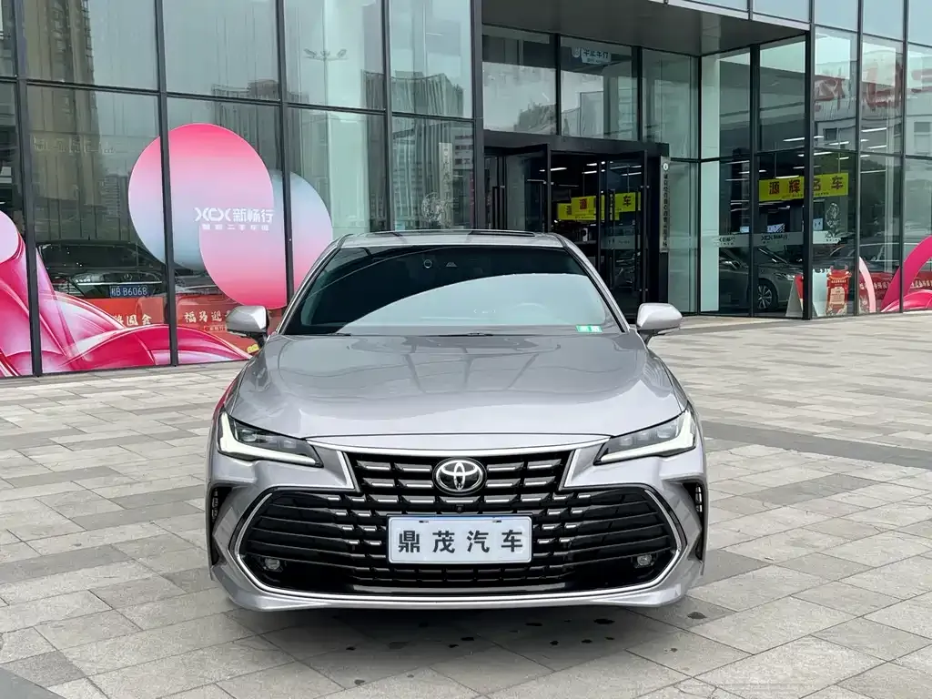 Toyota Avalon 2023 из CN, фото 3