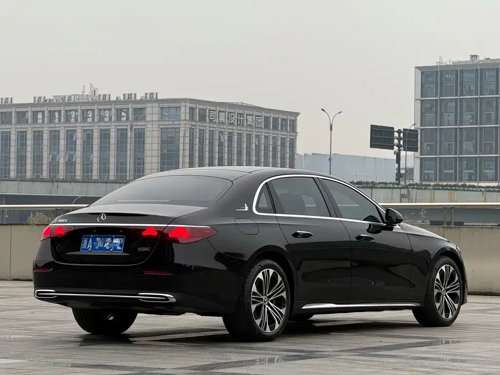 Mercedes-Benz E-Class 2025 из CN, фото 6