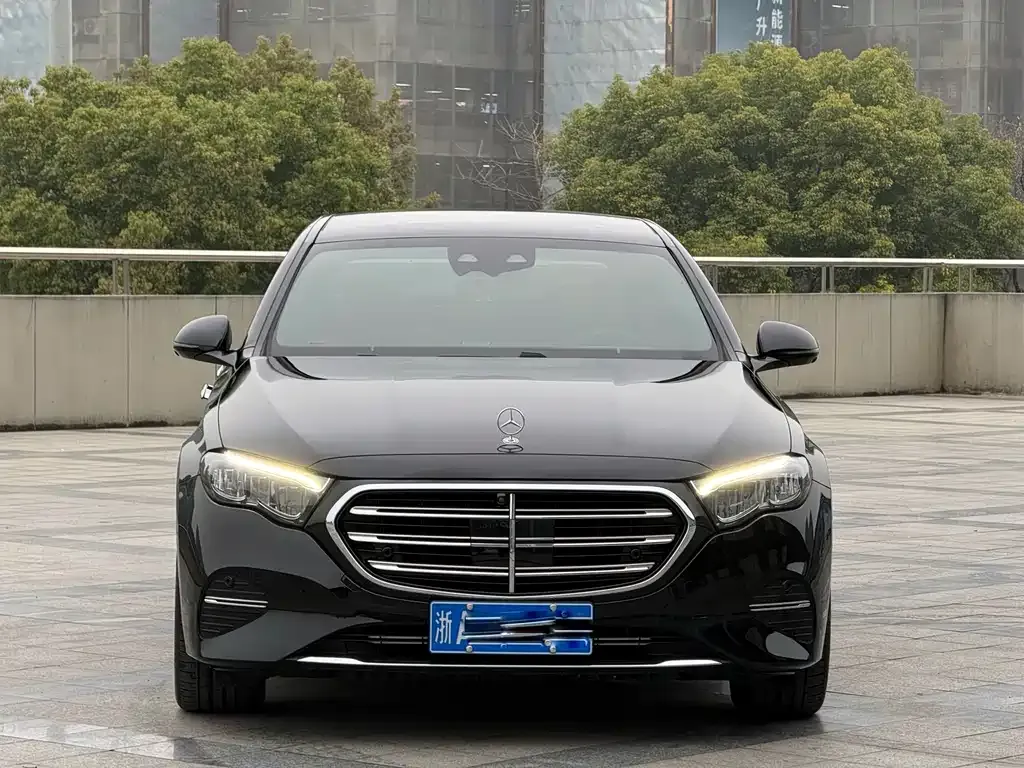 Mercedes-Benz E-Class 2025 из CN, фото 5