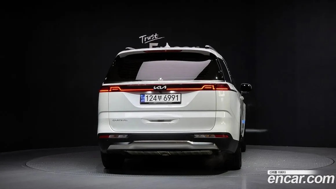 Kia Carnival 2023 из KR, фото 3