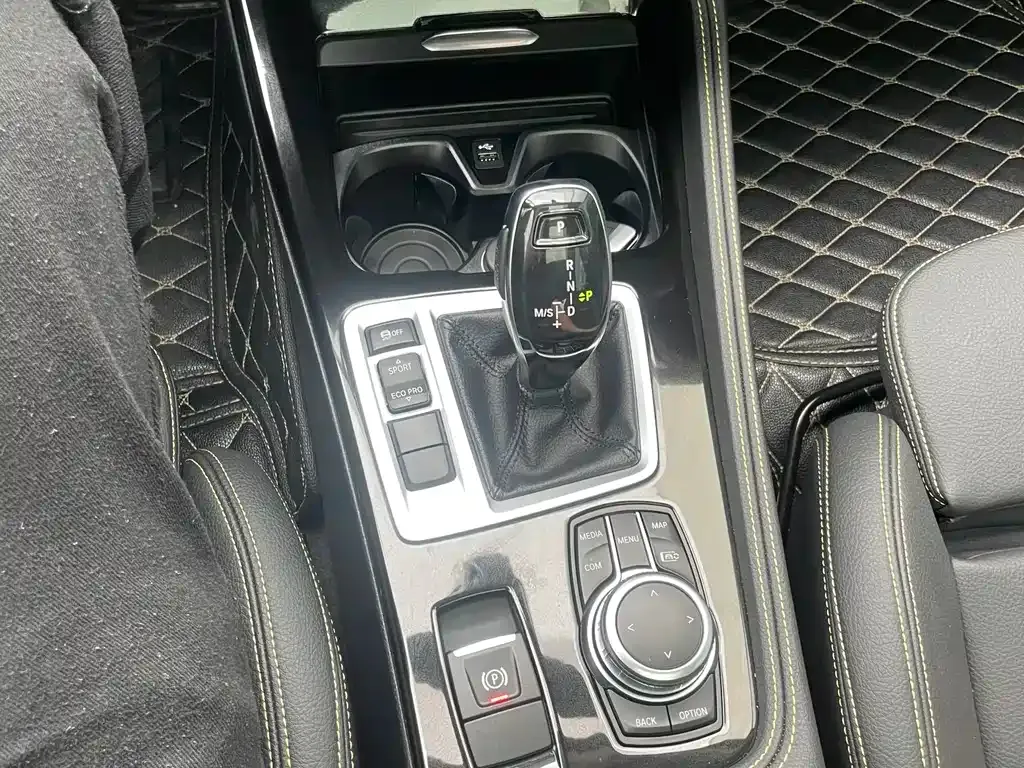 BMW 1 Series — фото 10