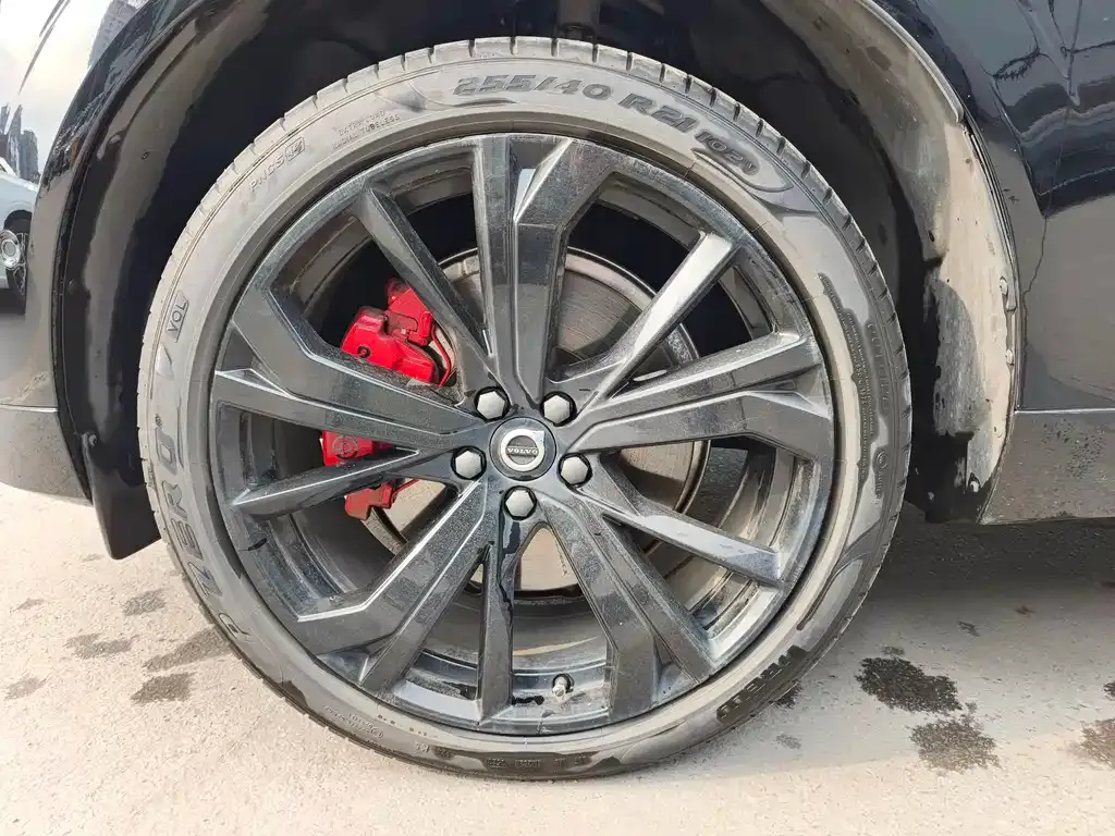 Volvo XC60 PHEV 2024 из CN, фото 7