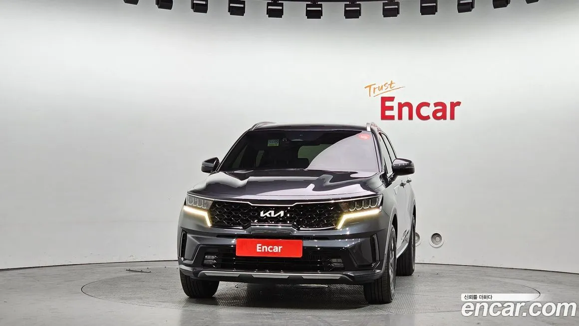 Kia Sorento — фото 9