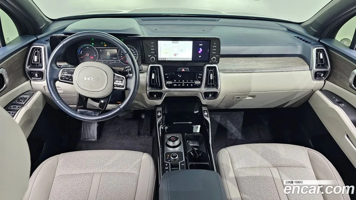 Kia Sorento — фото 10