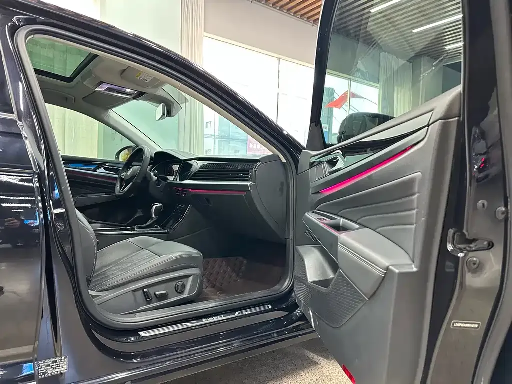 Volkswagen Passat — фото 4