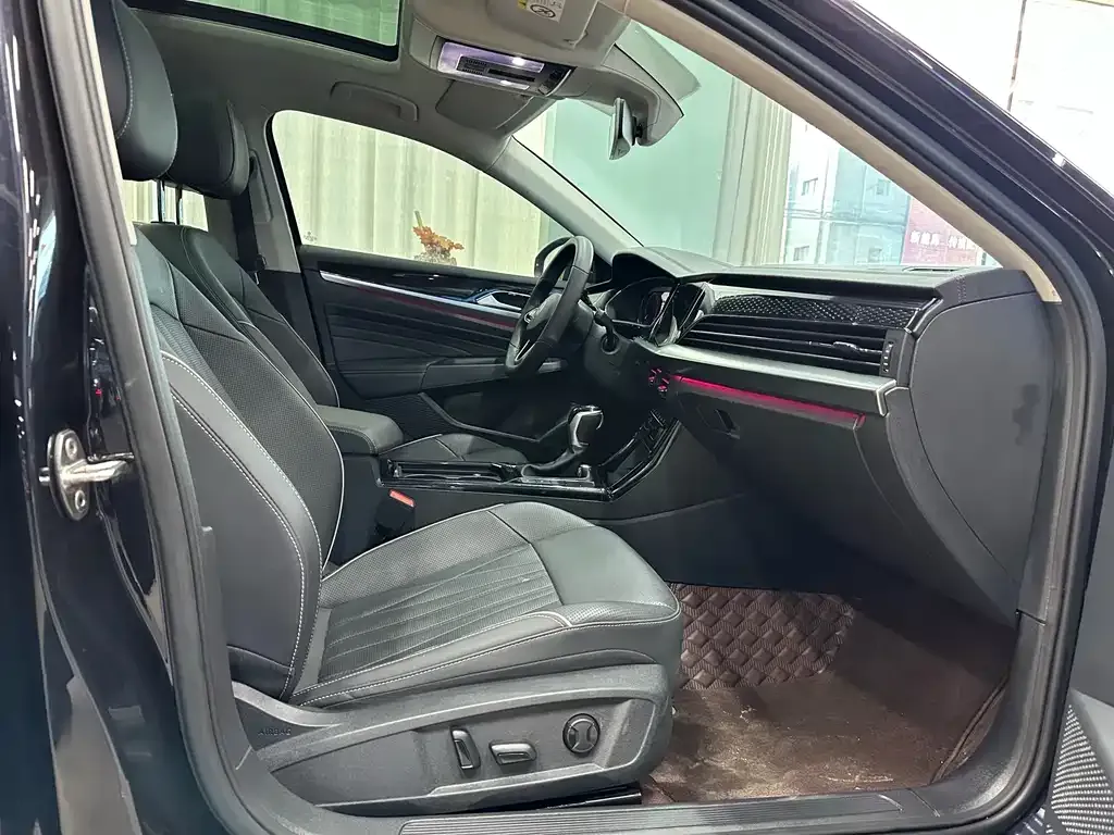Volkswagen Passat — фото 5