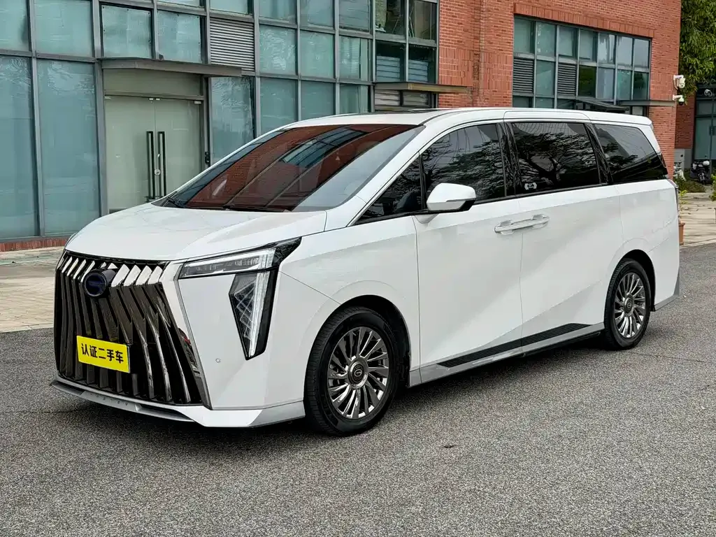 GAC Motor Trumpchi M8 — фото 1