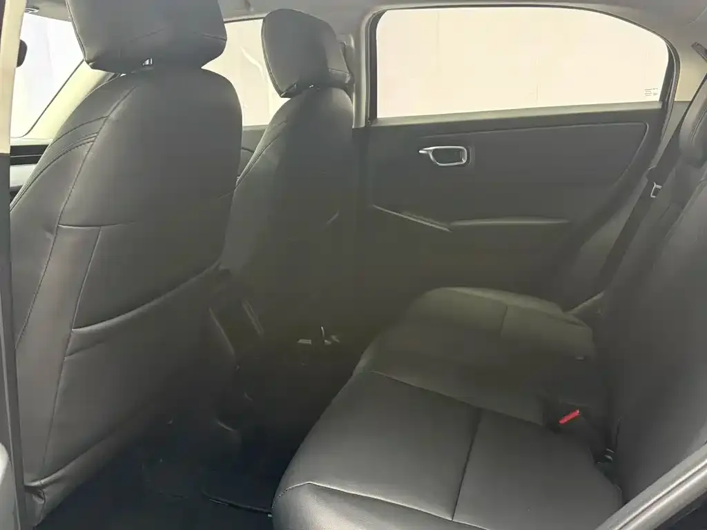 Honda Vezel 2023 из CN, фото 4