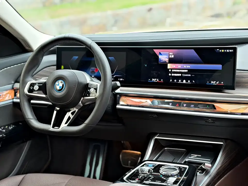 BMW i7 2024 из CN, фото 8
