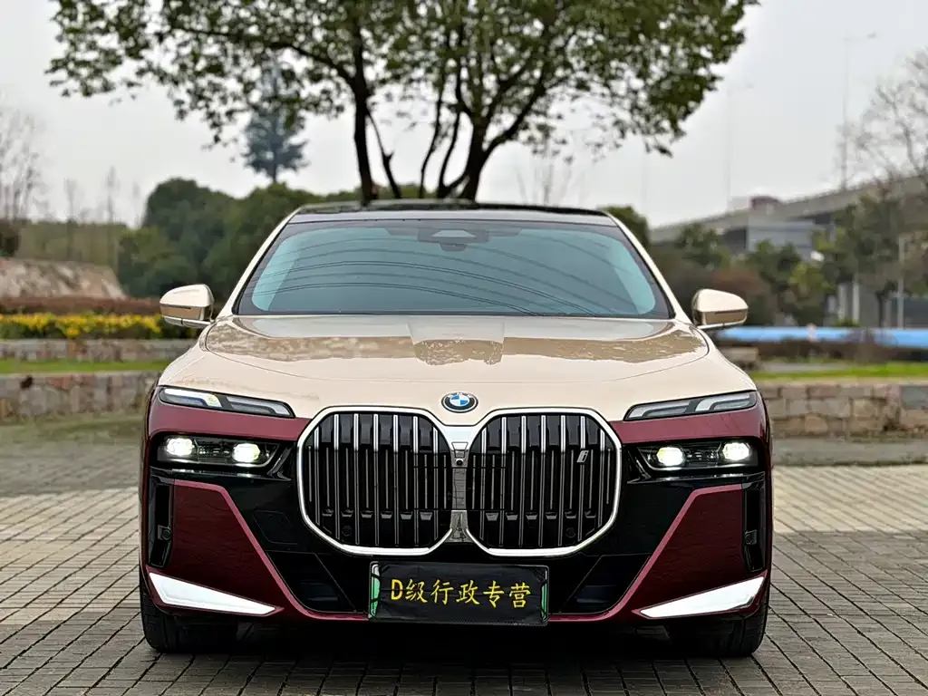 BMW i7 2024 из CN, фото 6