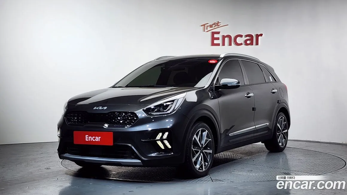 Kia Niro — фото 1