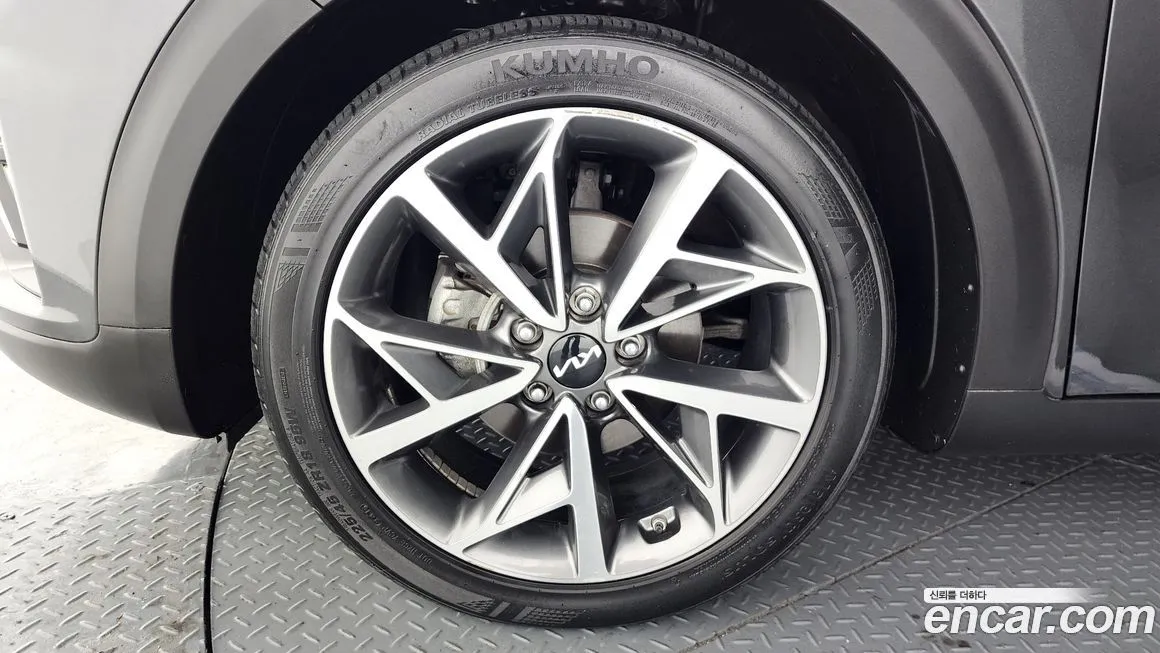 Kia Niro — фото 10