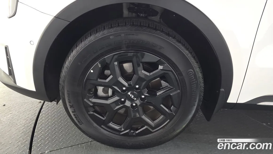 Kia Sorento — фото 4