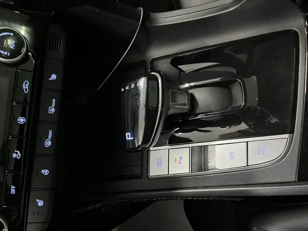 Hyundai Elantra 2023 из CN, фото 6
