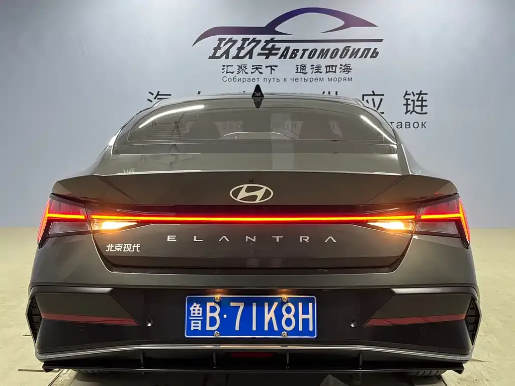 Hyundai Elantra 2023 из CN, фото 5